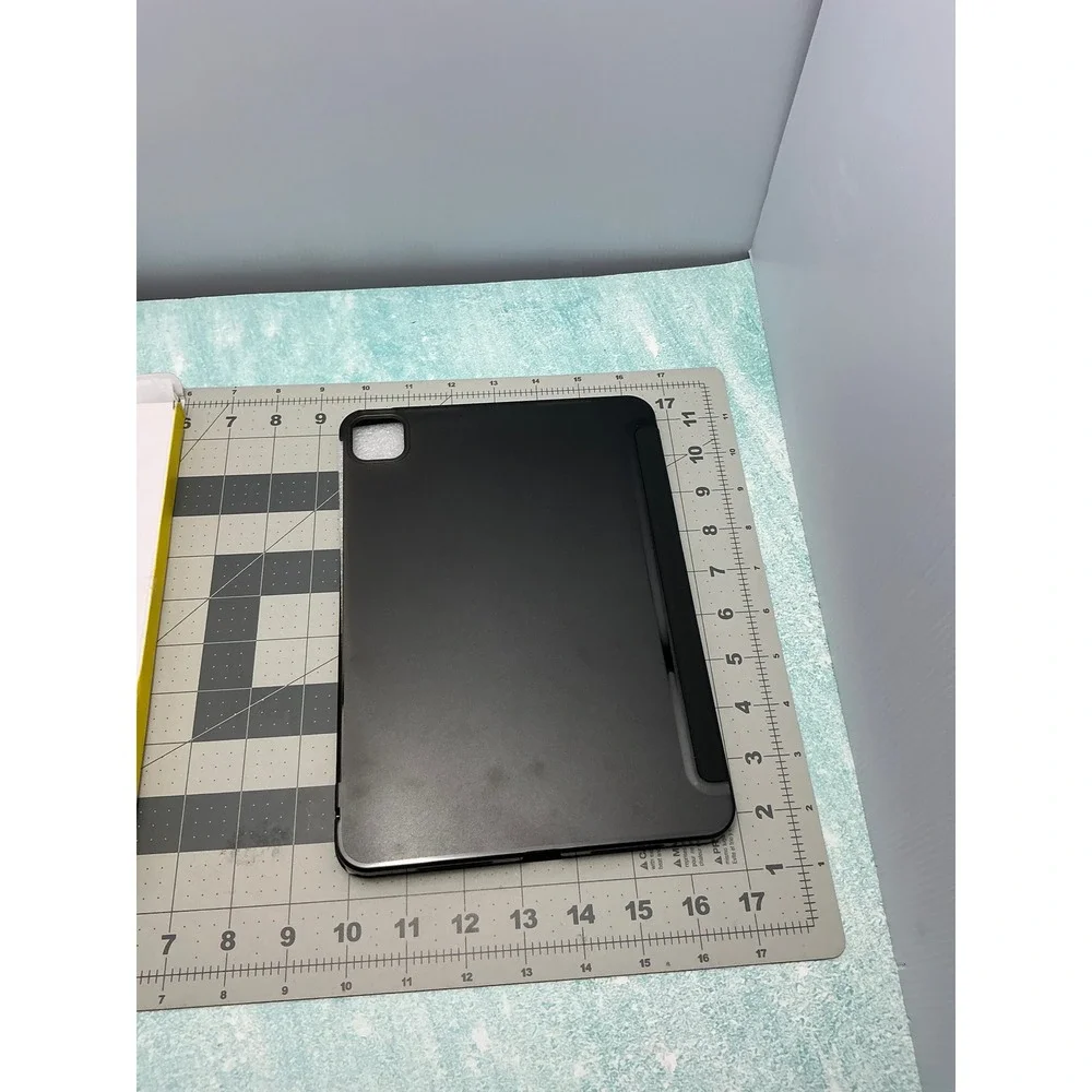 JETech Case for iPad Pro 11-Inch M4 M5 Black Slim Protective Trifold Stand Cover